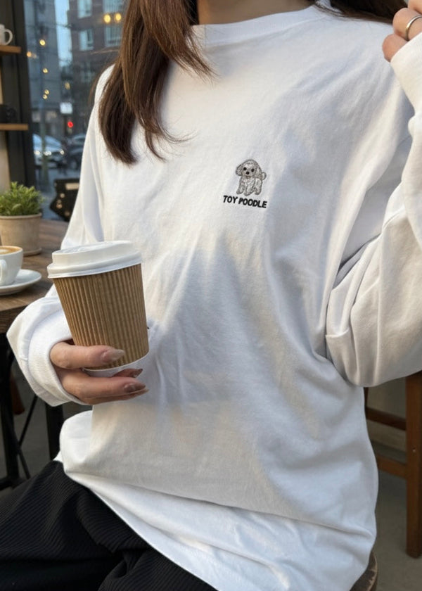トイプードルのワンポイント刺繡ロングTシャツ(シルバー)