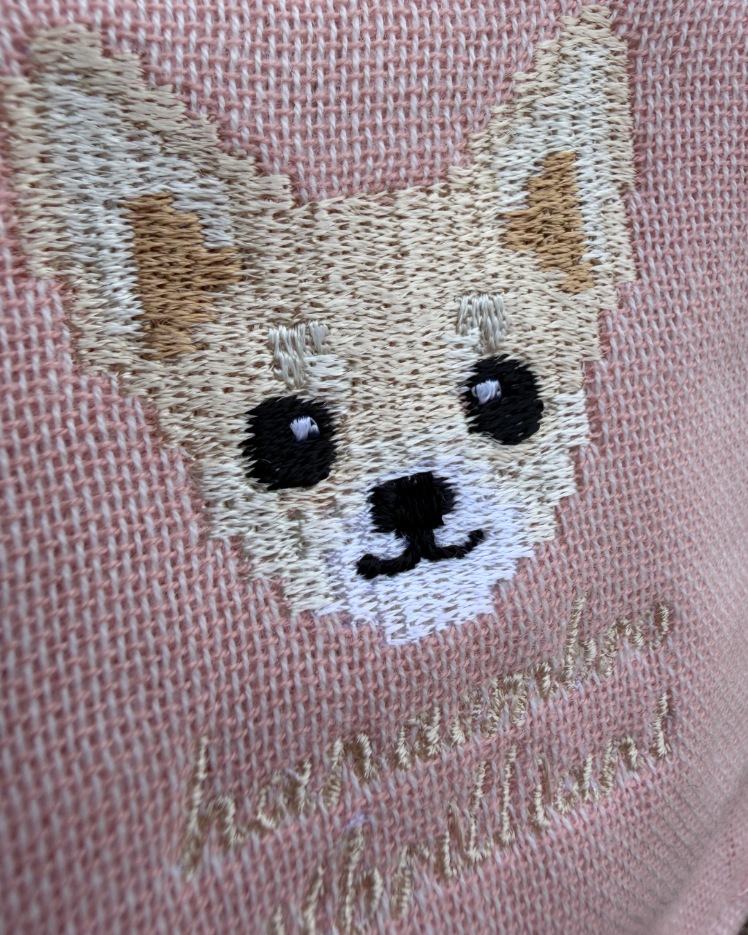 チワワの刺繡ハンカチ