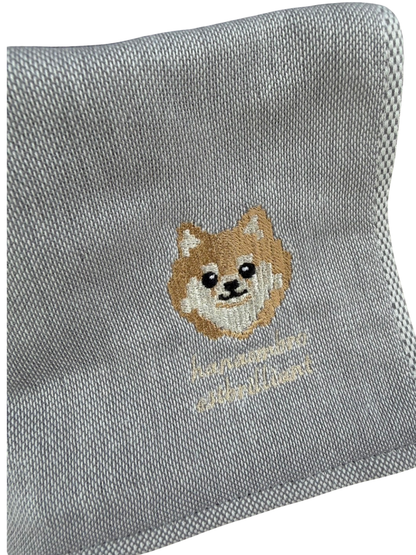 ポメラニアンの刺繡ハンカチ