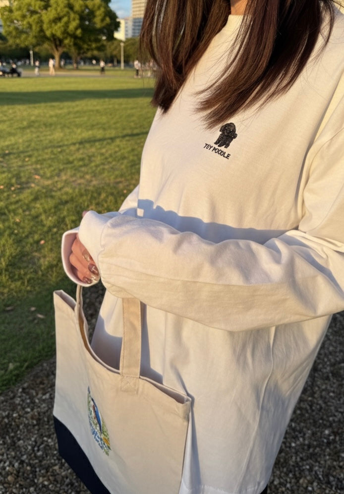 トイプードルのワンポイント刺繡ロングTシャツ (ブラック)