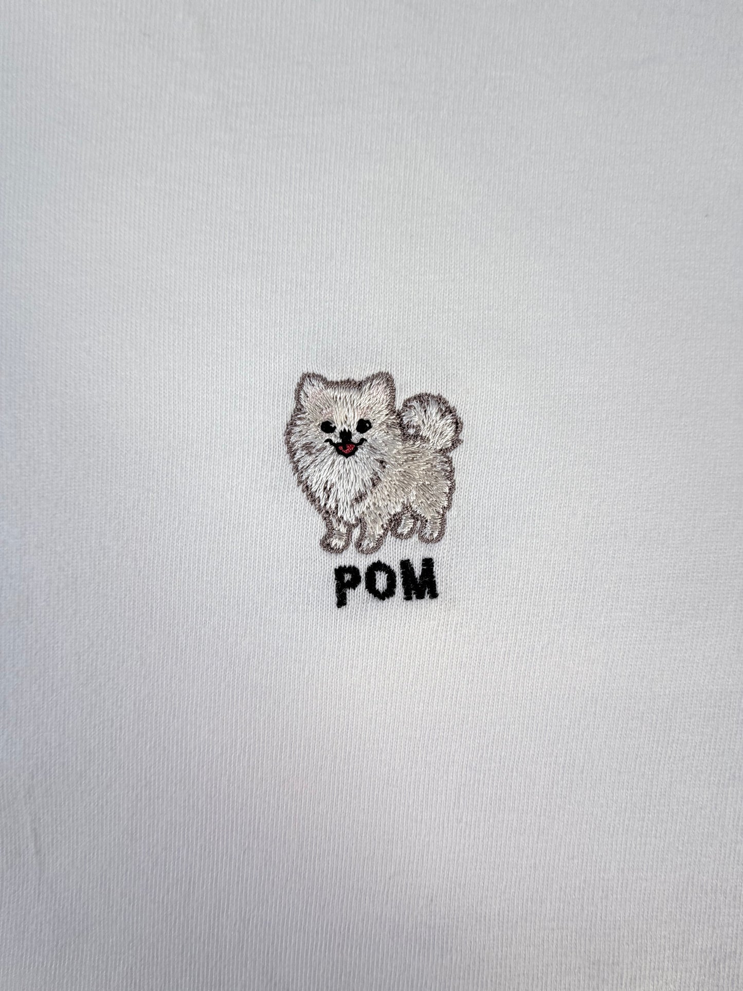 ポメラニアンのワンポイント刺繡ロングTシャツ(ホワイト)
