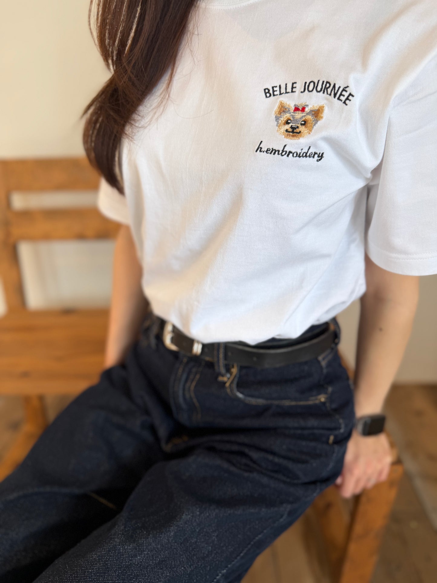 ヨークシャテリアの刺繡Tシャツ