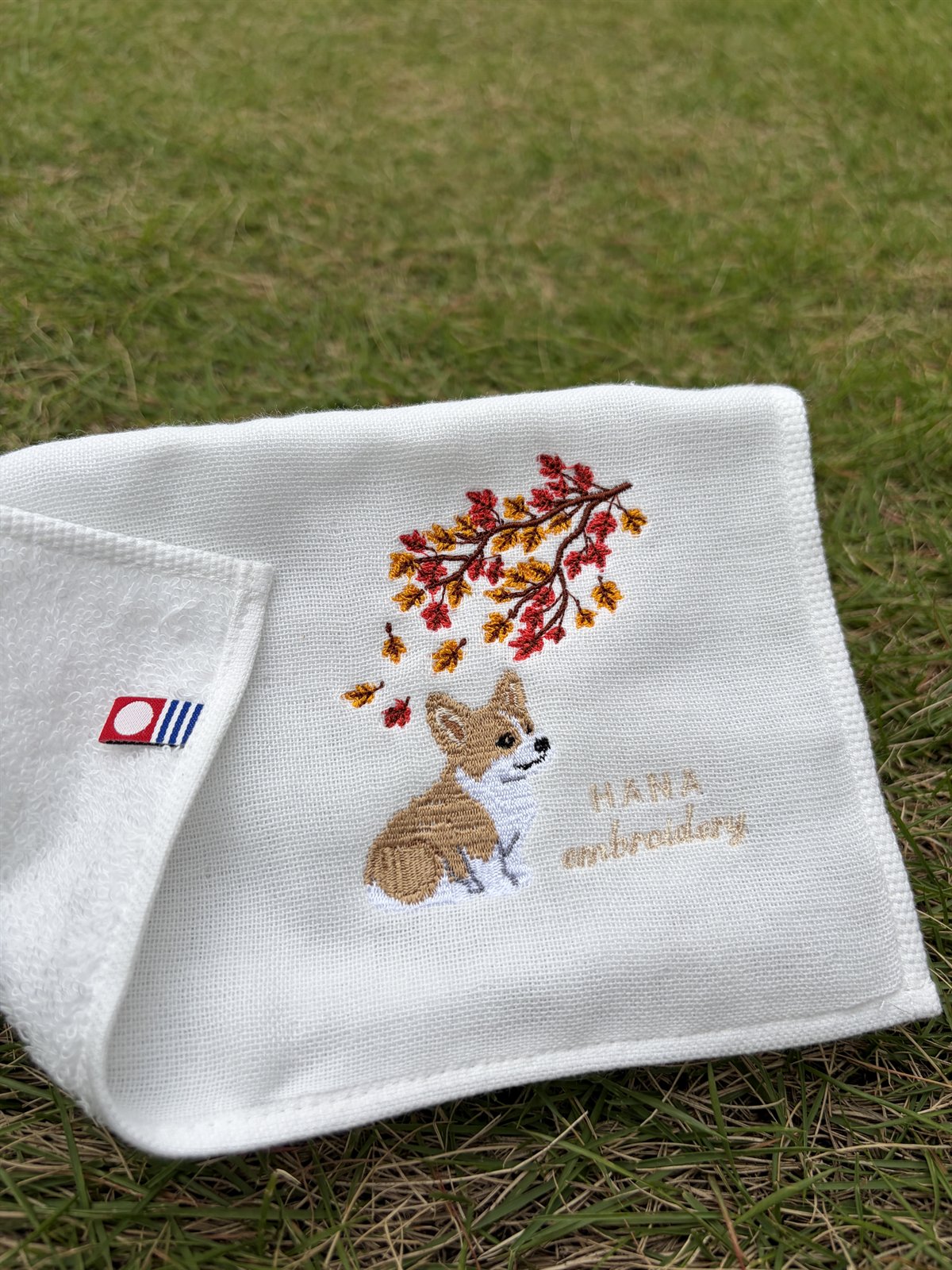 今治タオルの、やさしいハンカチ。